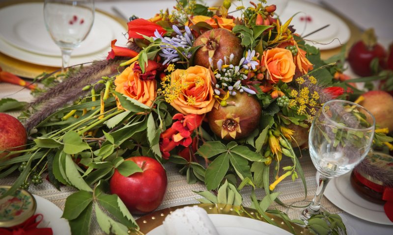 הישראלים אוכלים: 6 ליטר יין, 9 קילו דג ו-47 קילו עוף