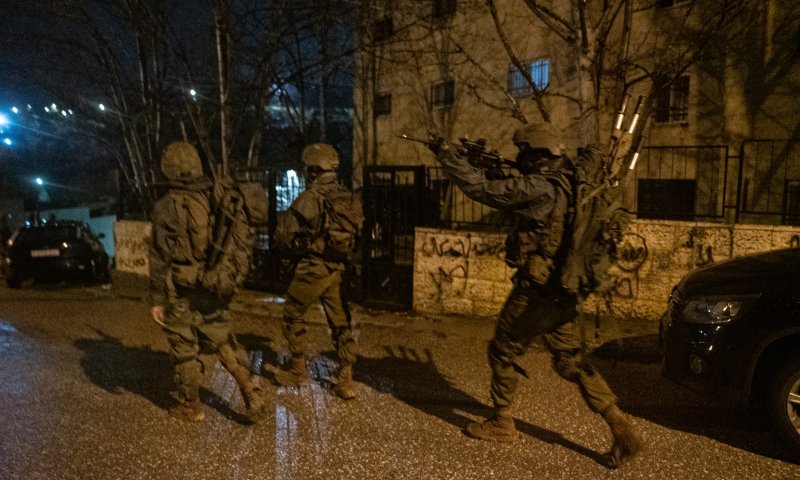 תיעוד מפעילות הכוחות: צה"ל עצר 7 מבוקשים ביו"ש