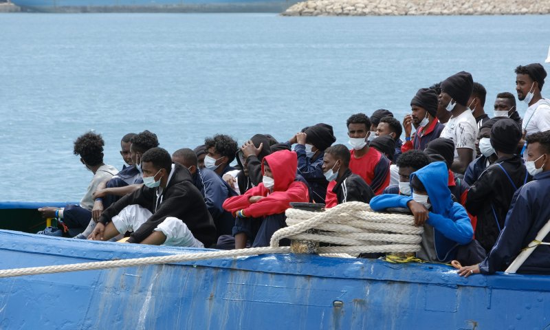 איטליה: עשרות מהגרים טבעו למוות בחופי המדינה