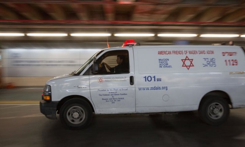 אישה נפלה מגובה של 4 מטר בצפון, מצבה בינוני