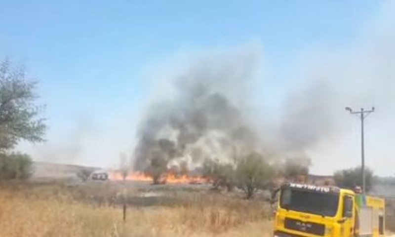 שבת מתוחה בדרום: 14 שריפות פרצו מבלוני תבערה