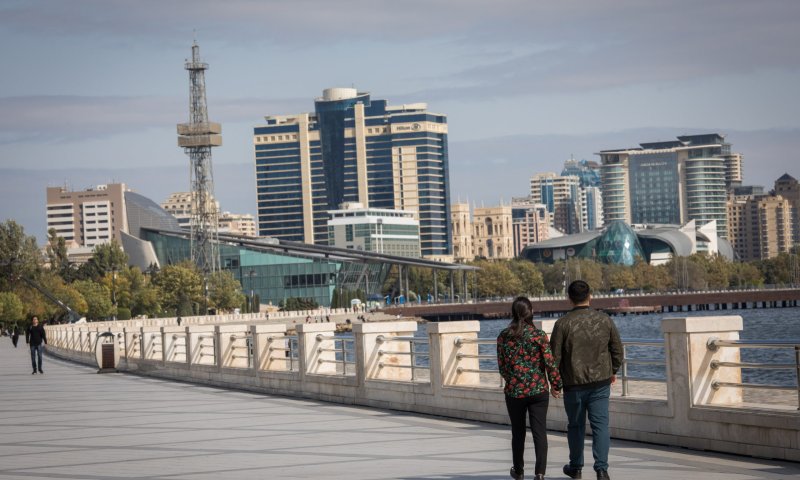 כבר הכינו נשק: סוכל פיגוע של דאעש נגד שגרירות ישראל בבאקו