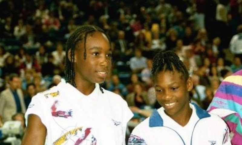 ברית אחיות: ונוס וויליאמס חוגגת 45