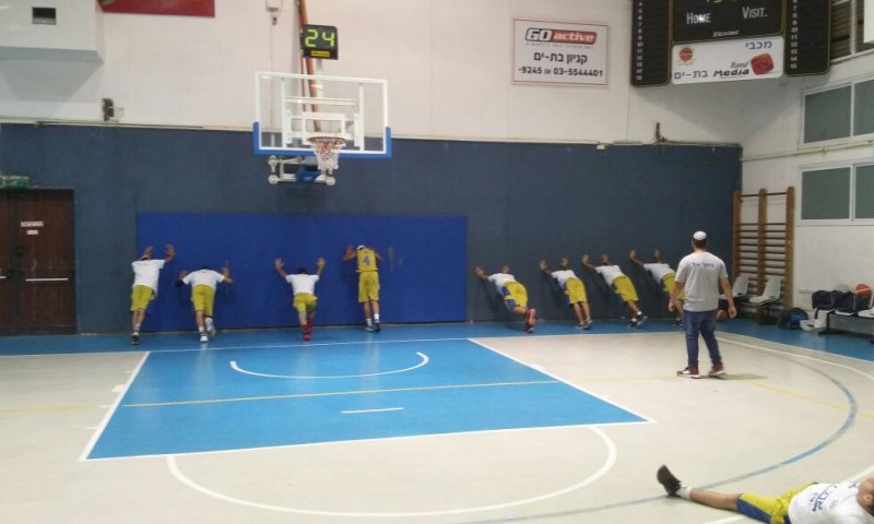 כשקר בחוץ משחקים אש &ndash; ליגת הישיבות