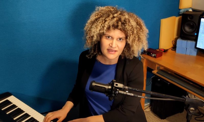 צפו: אודהליה ברלין בחידוש מפתיע לשולי רנד