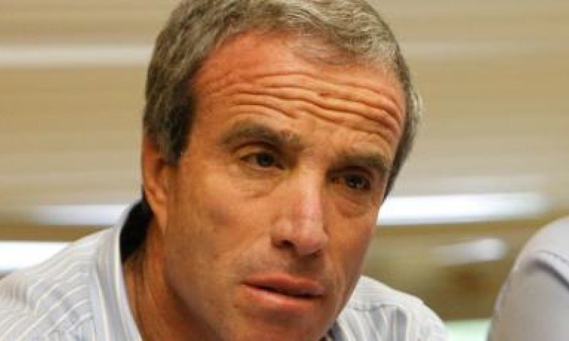 הרב דוב ליאור בוחן אפשרות לתבוע את ח"כ שטרן