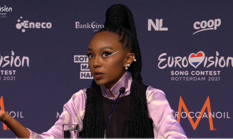 צפו: תקרית בין עדן אלנה לכתבת אל ג׳זירה באירוויזיון