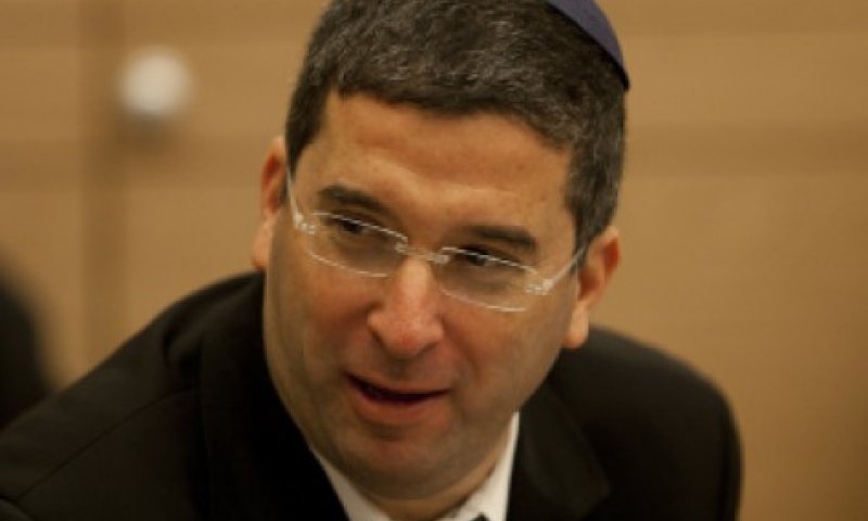 ח"כ וורצמן יורה: אלימות בני הנוער &ndash; בגלל התקשורת