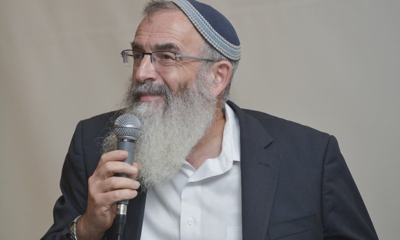 הרב סתיו לחולדאי: 'אפשר לקהילות לקיים את ההקפות'