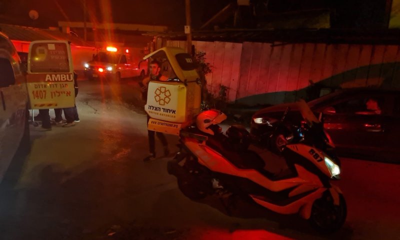 אירוע דקירה בחולון: הדוקר נמלט; בן 17 פצוע