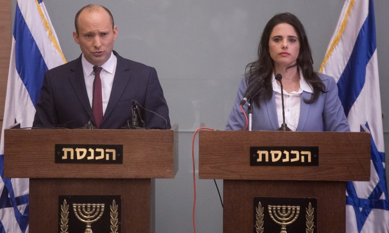 ראש הממשלה נתניהו פיטר את השרים בנט ושקד