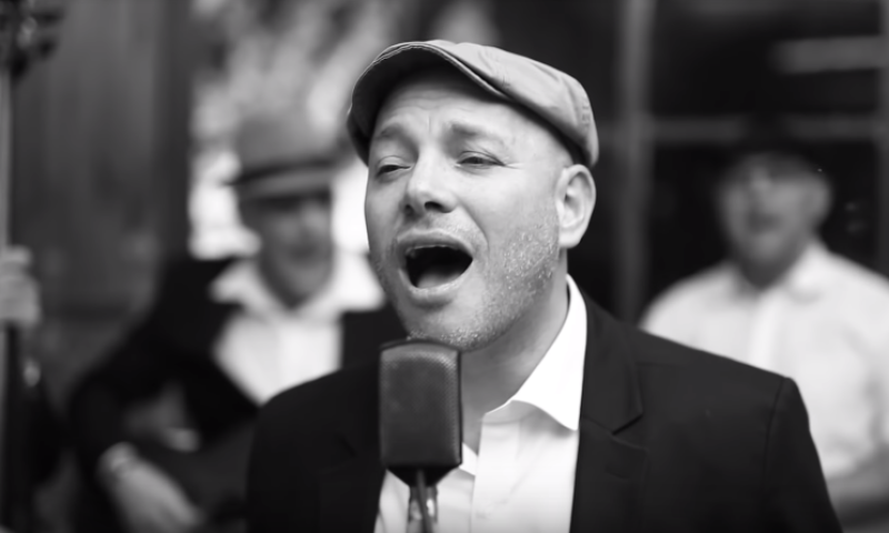 ענק: כשהלהיט של אלדין הפך לשיר חופות. צפו