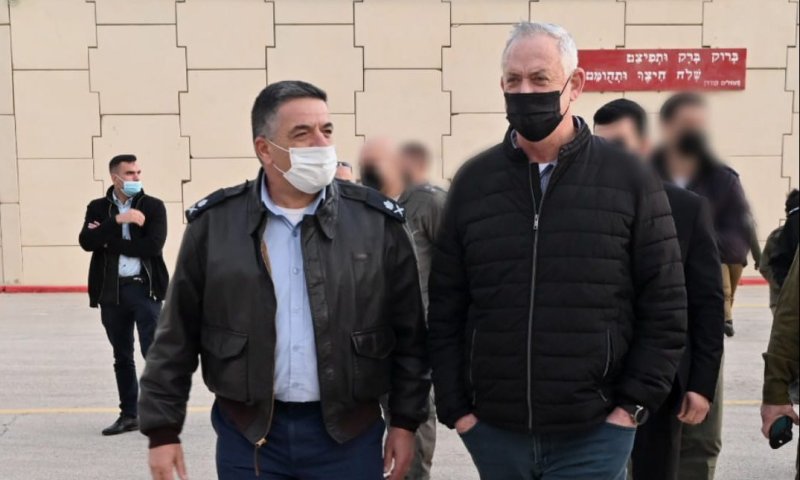 גנץ: "איראן מערערת את המשילות בסוריה ובלבנון"