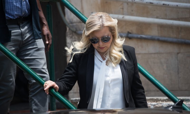 שרה נתניהו נעדרה מהדיון; השופט: "זה מקומם"