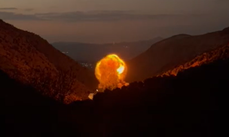 פיצוץ ענק ופטריית אש: יחידת האלפינסטים הפציצו בלבנון