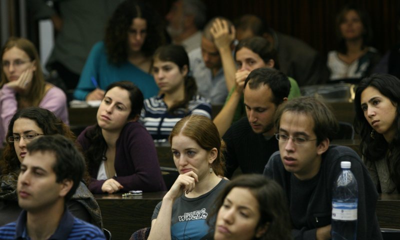חבר הקהילה: יש למחות בתוקף על פיטורי ד"ר לויט