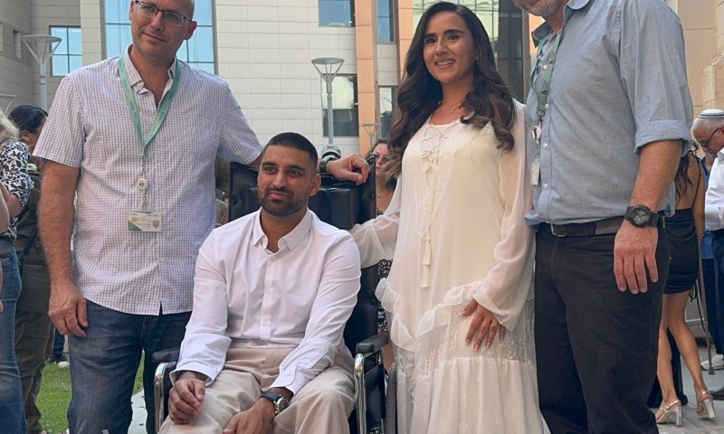 אחרי שנפצע מ-RPG: הלוחם התחתן בבית החולים. צפו