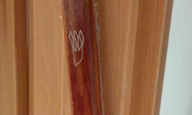 סיפורה המרגש של המזוזה מעמונה &ndash; 2006