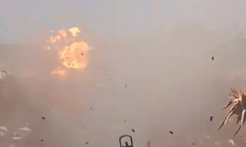 תיעוד הפיגוע: 5 מחבלים אורבים ויורים RPG לג'יפים של צה"ל