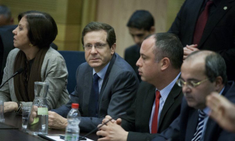 "ח"כים מהאופוזיציה ינטשו ויצטרפו לממשלה"