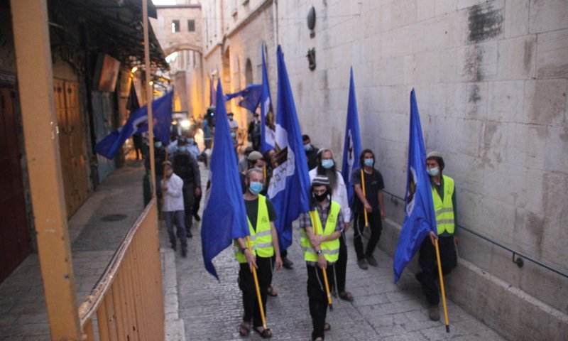 סיבוב שערים ראש חודש אב: מצפים לבניין המקדש