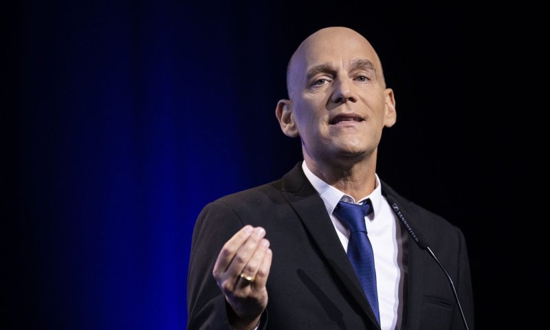 גיא פלג נדהם: "איך אף אחד לא אמר לו?"