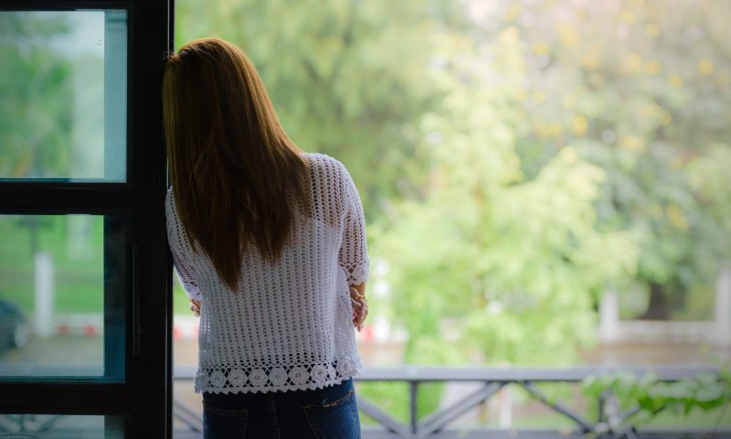 המבטים בבית כנסת צורבים, אבל אין לך במה להתבייש