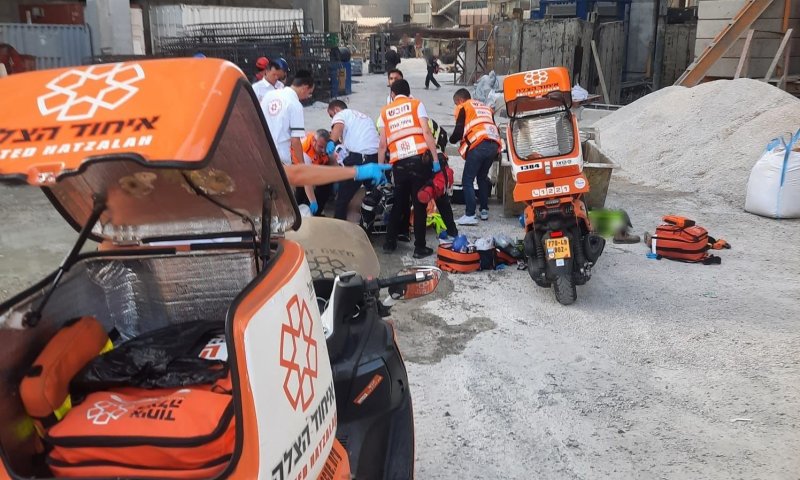 החייאה על אדם שחטף מכת חום