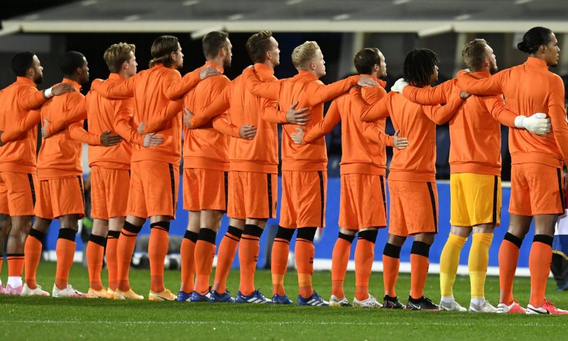 תמרור אזהרה: הולנד לא הרשימה במשחק הראשון