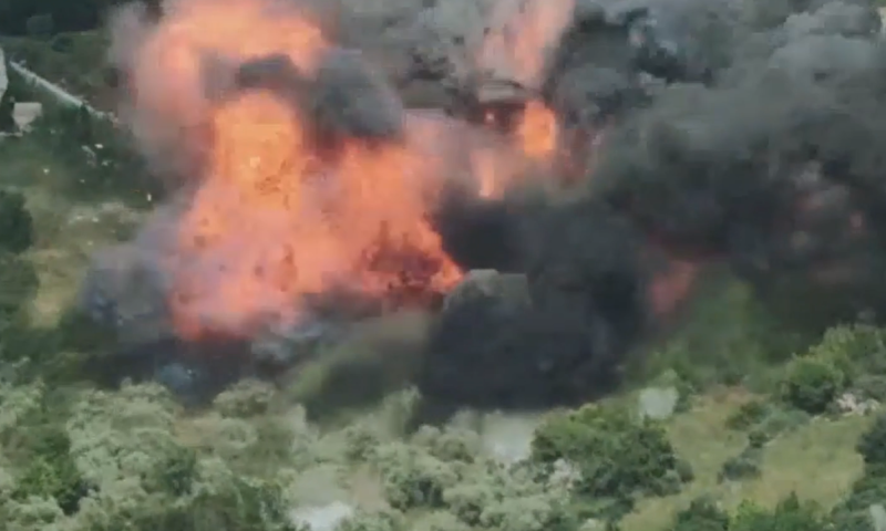 צפו: צה"ל תקף מחסני אמל"ח בדרום לבנון