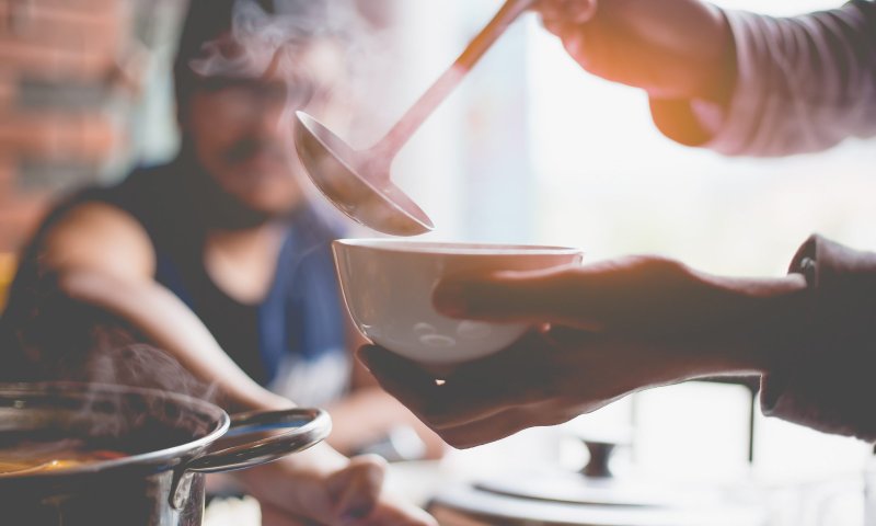 קר בחוץ, חם בפנים: מתכונים למרקים שיחממו אתכם