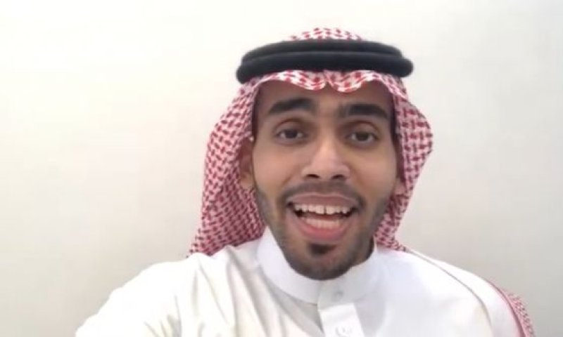 ברקע ההסלמה: הבלוגר הסעודי עושה עופרה חזה