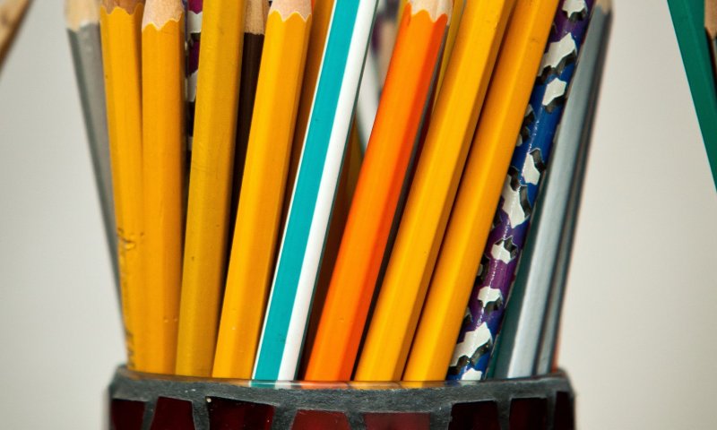 משל העפרונות, או איך הגענו עד הלום?