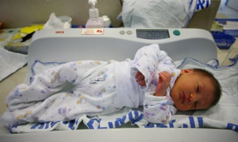 אושר בטרומית: חופשה לאבות מהלידה ועד הברית