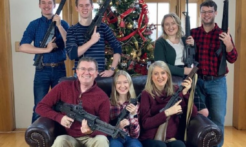 המהלך השנוי במחלוקת של חבר הקונגרס אחרי הטבח