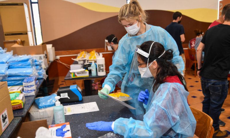 הקורונה בישראל: אחוז החיוביים ירד אך עדיין גבוה