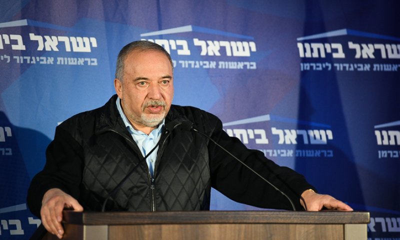 אלה התנאים של ליברמן לכניסה לממשלה