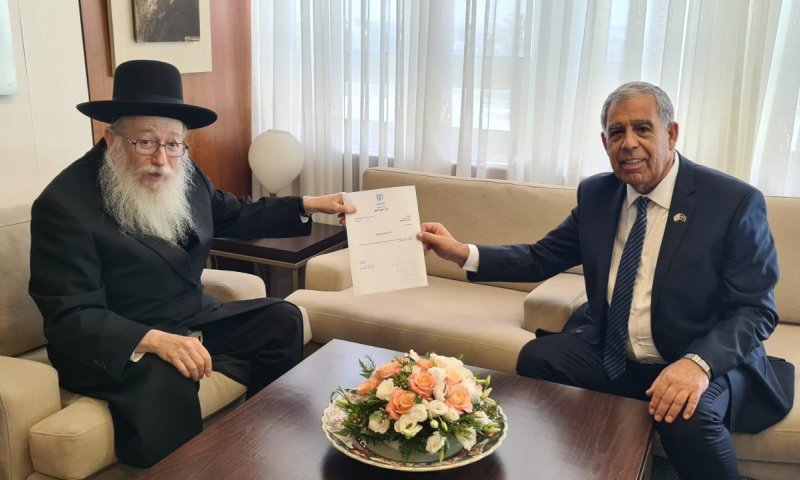 עכשיו זה רשמי: ליצמן התפטר מהכנסת