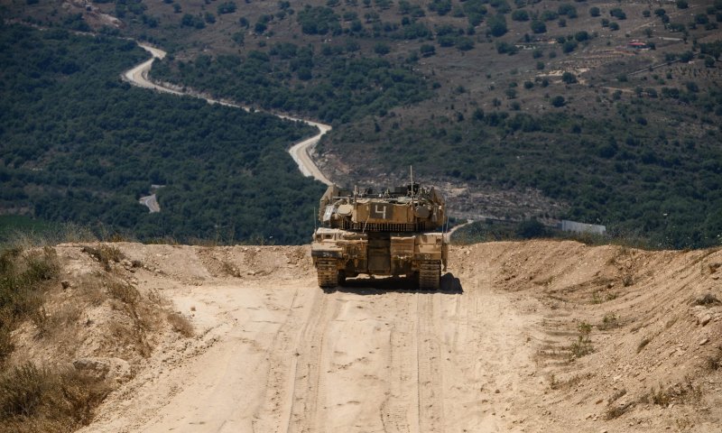 למה מצרים אוספת כל כך הרבה טנקים?