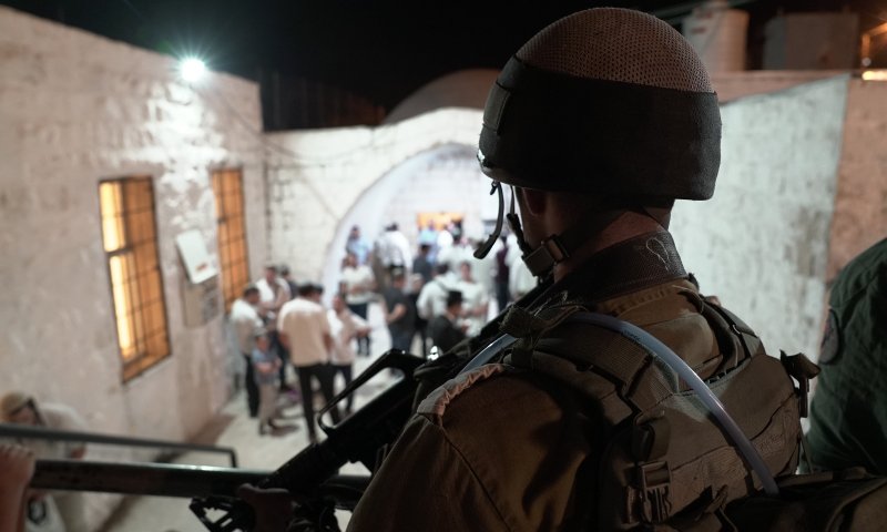 1500 בני אדם נכנסו הלילה לקבר יוסף