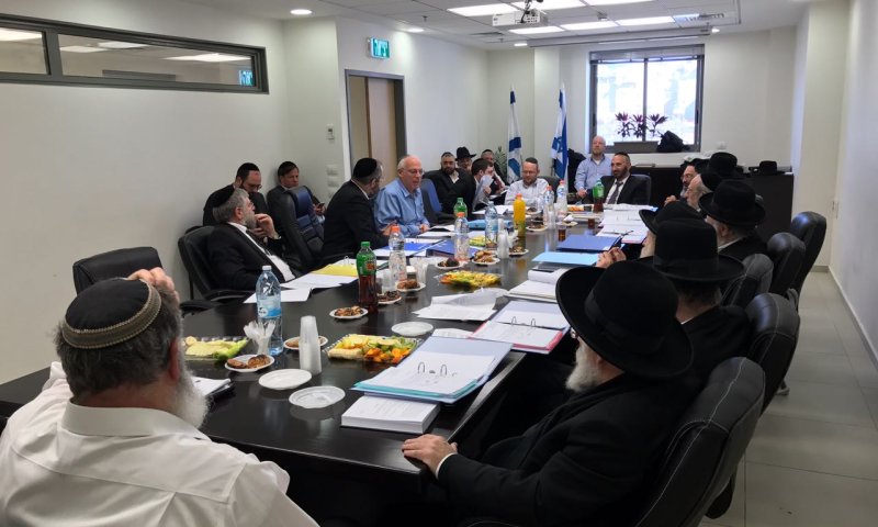 50 היתרי עבודה בשבת במשרד החקלאות