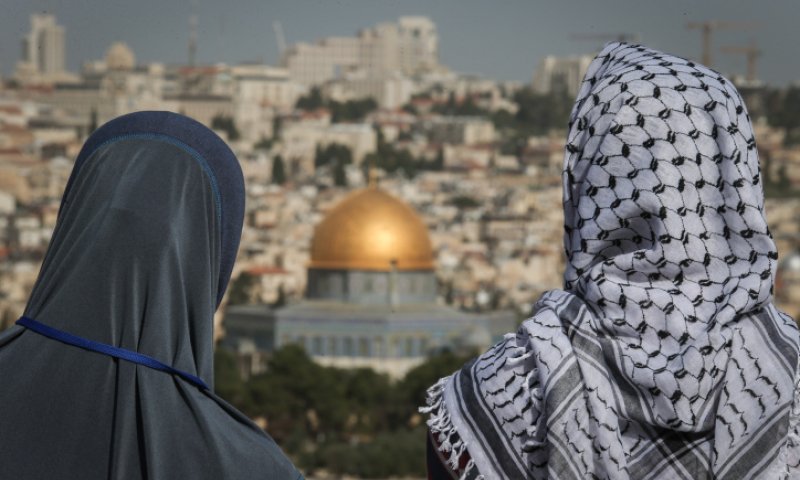 מוסלמים בישראל: מתחתנים מאוחר יותר, יולדים פחות