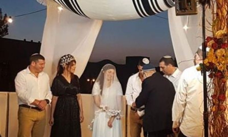 הבן של אופק בוכריס והבת של עופר וינטר התחתנו