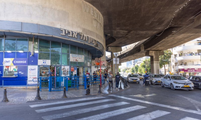 תושב עזה נתפס בתחנה המרכזית בת"א עם סכינים