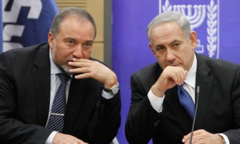 תיק הביטחון תמורת חזרה לממשלה