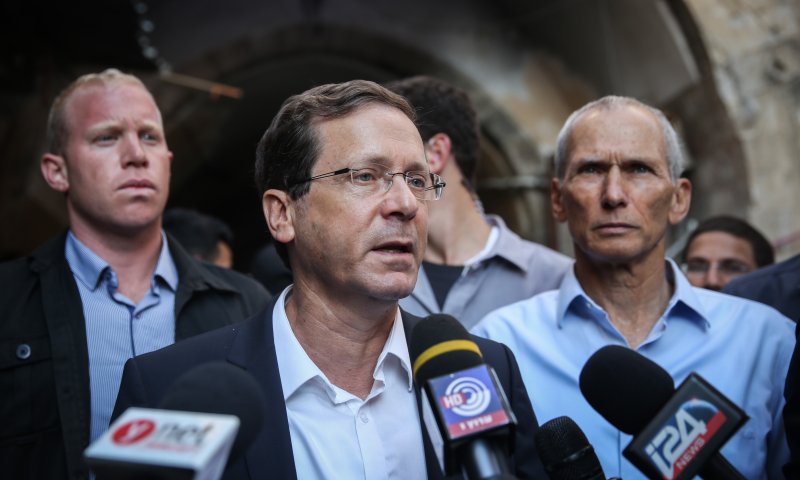 הרב אביב צוברי משיב להרצוג: לא מפחדים ולא מיואשים