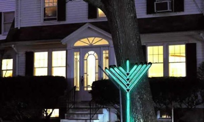 "פשע שנאה": גל שריפות בבתי חב"ד בארה"ב