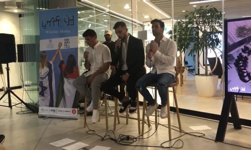 היישר מדובאי: איזי ולואי עלי בביצוע מרגש ליום השואה