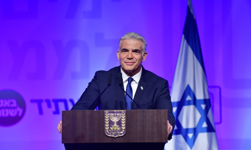 לפיד קורא לפלסטינים: "פנינו לשלום"