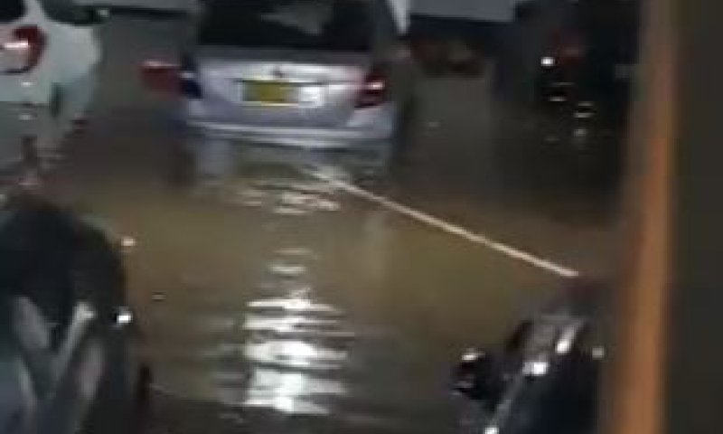 צפו: "הפכה לונציה" ההצפות בעיר אשקלון